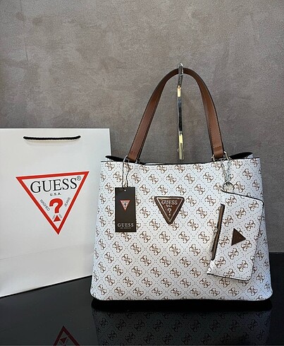  Beden GUESS Kol Çantası