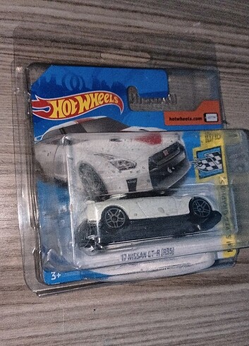  Beden Renk Hot wheels Nissan gtr 35 beyaz