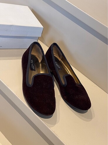 Ninewest babet