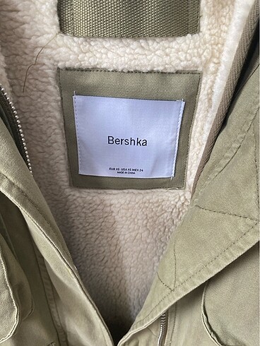 Bershka Kürklü ceket