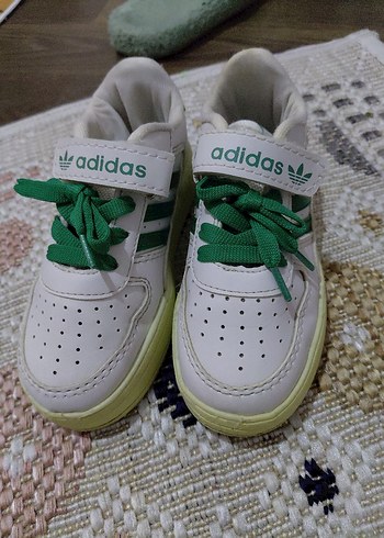 Erkek Çocuk Beyaz Adidas Spor Ayakkabı