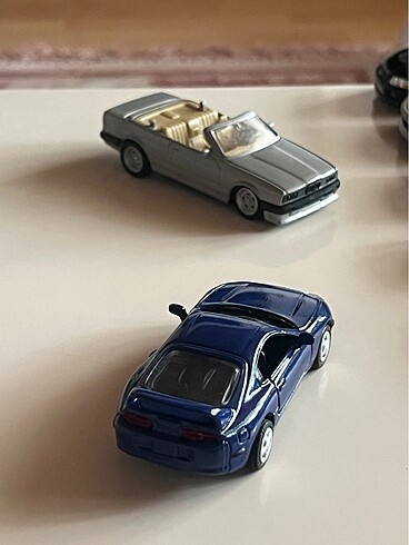 Beden Toyota supra mk4 oyuncak araba