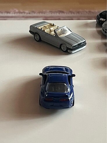 Beden Renk Toyota supra mk4 oyuncak araba