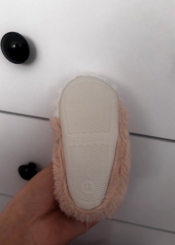 Kız Çocuk Bej Peluş Ev Terliği - Görsel 2