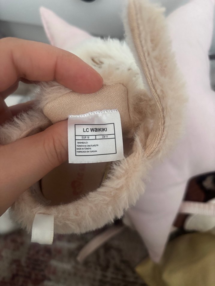 Kız Çocuk Bej Peluş Ev Terliği - Görsel 3