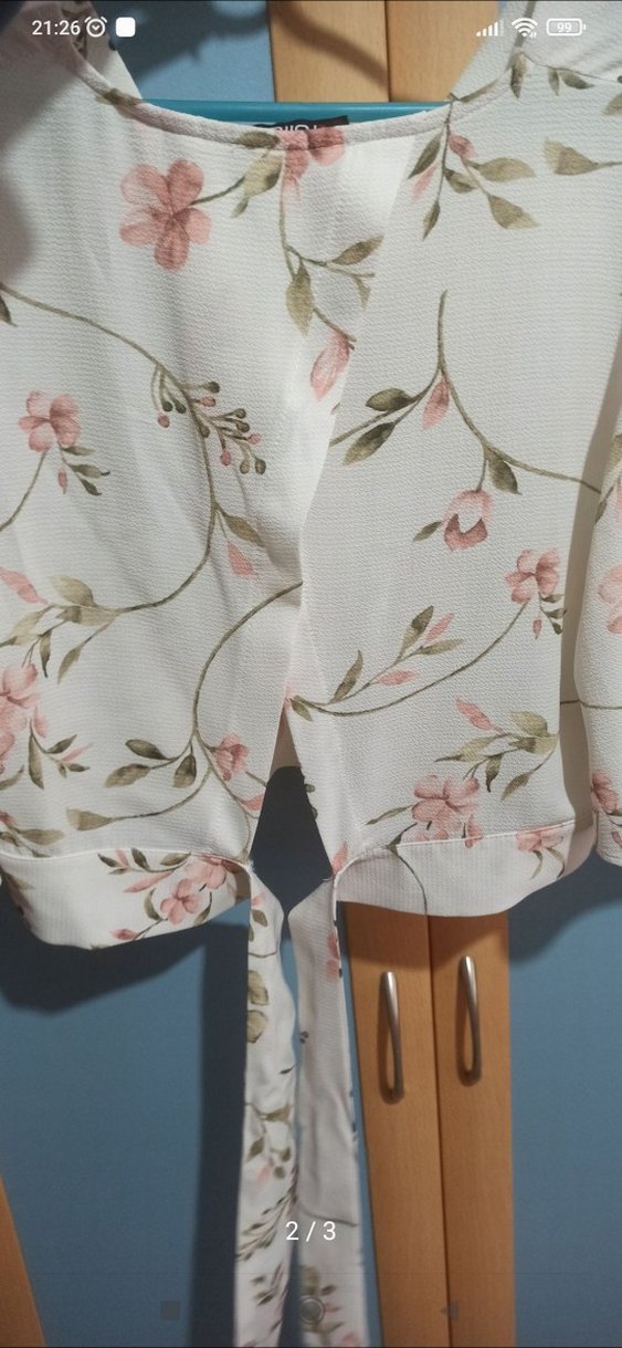 Bohem V Yaka Kısa Kollu Desenli Bluz - Görsel 2