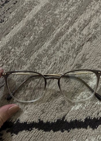 Gri Minimalist Kadın Gözlüğü