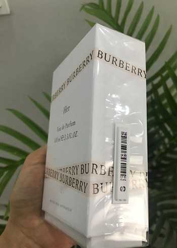 Her Burberry Kadın Parfümü 100 ml - Görsel 2