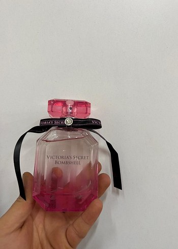 Victoria's Secret Bombshell Kadın Parfümü 100ml - Görsel 3