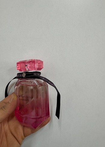 Victoria's Secret Bombshell Kadın Parfümü 100ml - Görsel 5
