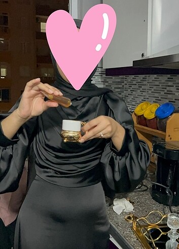 Diğer Siyah uzun kuyruklu tesettur abiye