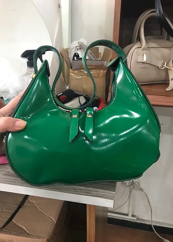 Zara Parlak Yeşil Yılan Desenli Deri Kadın Çanta