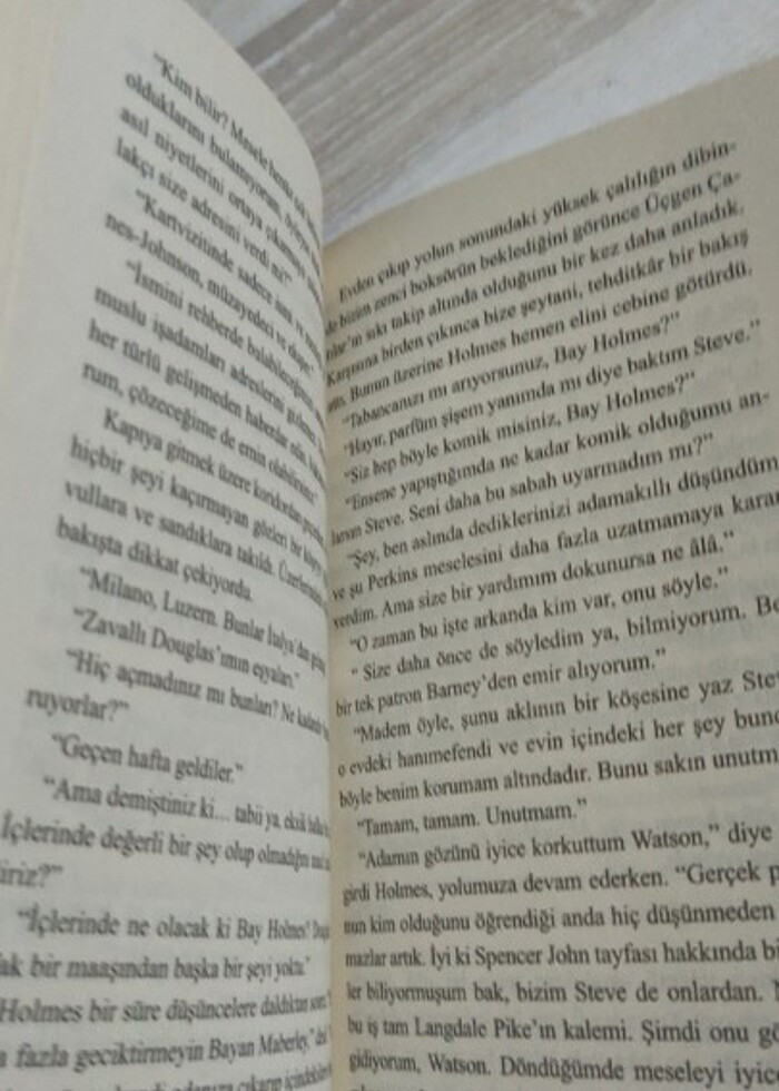 Sherlock Holmes üçgen çatılar  - Görsel 2