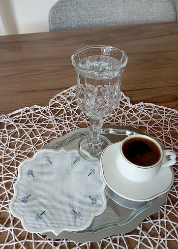 Vintage Nakışlı Küçük Çiçekli Peçete - Görsel 4