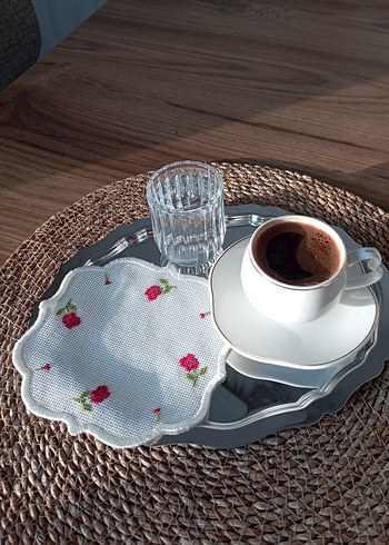 Nakışlı Çiçek Desesli kahve sunum peçetesi - Görsel 5
