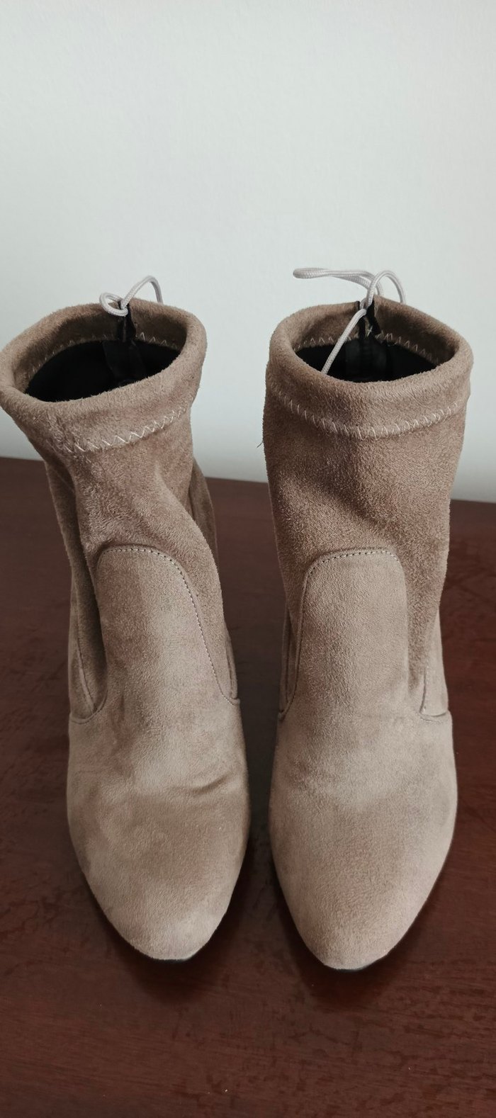 Süet Bej Topuklu Kadın Bot - Görsel 2