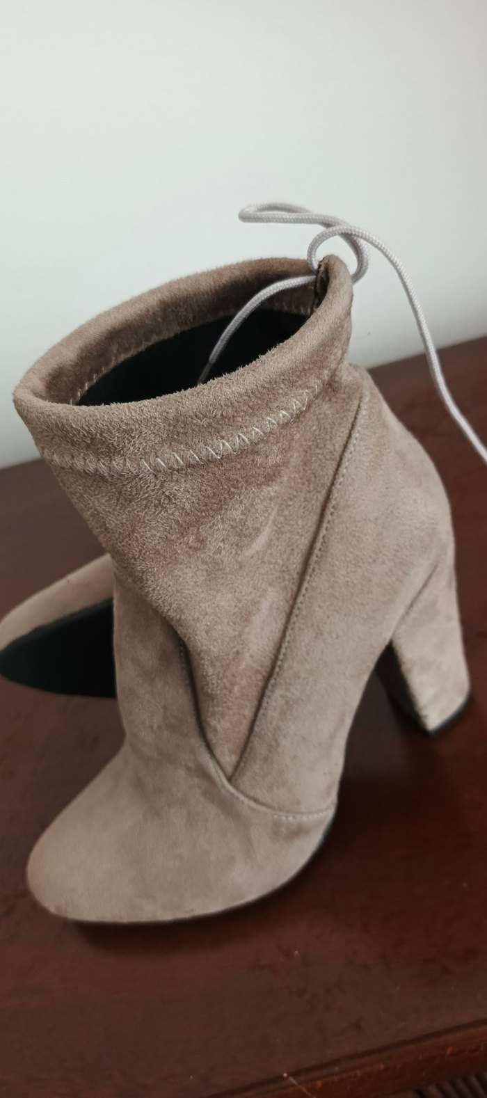 Süet Bej Topuklu Kadın Bot - Görsel 3