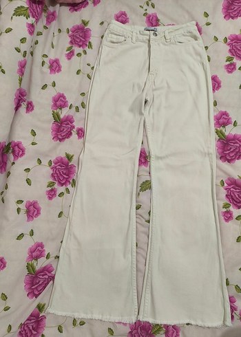 LC Waikiki Beyaz İspanyol Paça Kadın Kot Pantolon