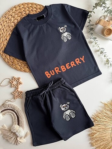 BURBERRY şortlu unisex takım