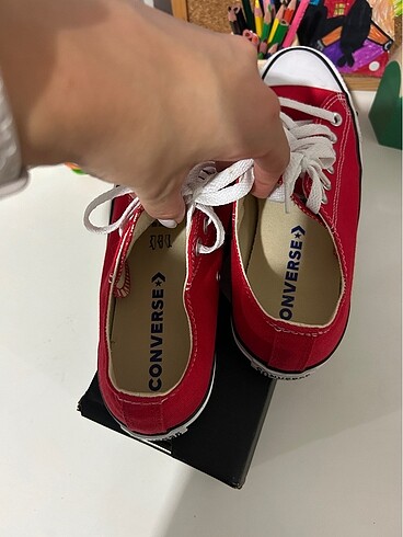 38 Beden kırmızı Renk KUTULU KIRMIZI CONVERSE