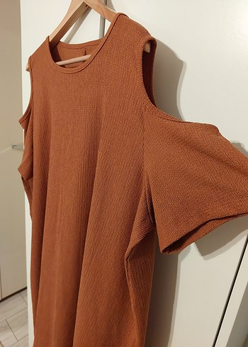 Kahverengi omuz dekolte Elbise - Görsel 6