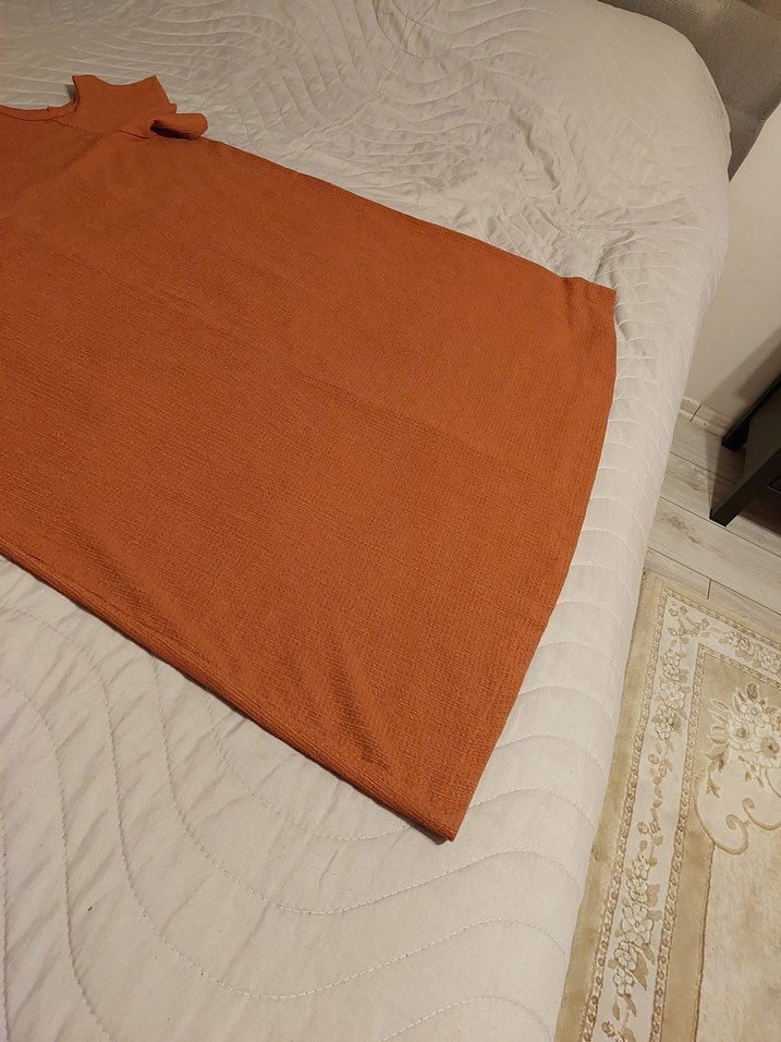 Kahverengi omuz dekolte Elbise - Görsel 3