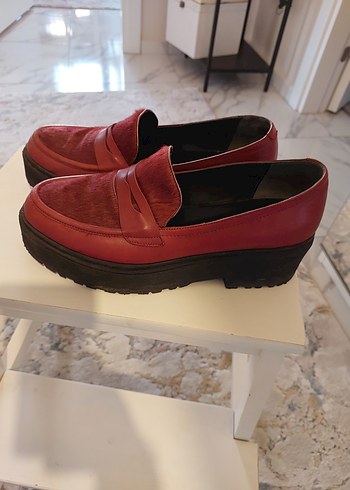 Faik Sönmez Bordo Oxford
