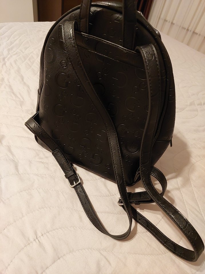 Guess Sırt Çantası - Görsel 3