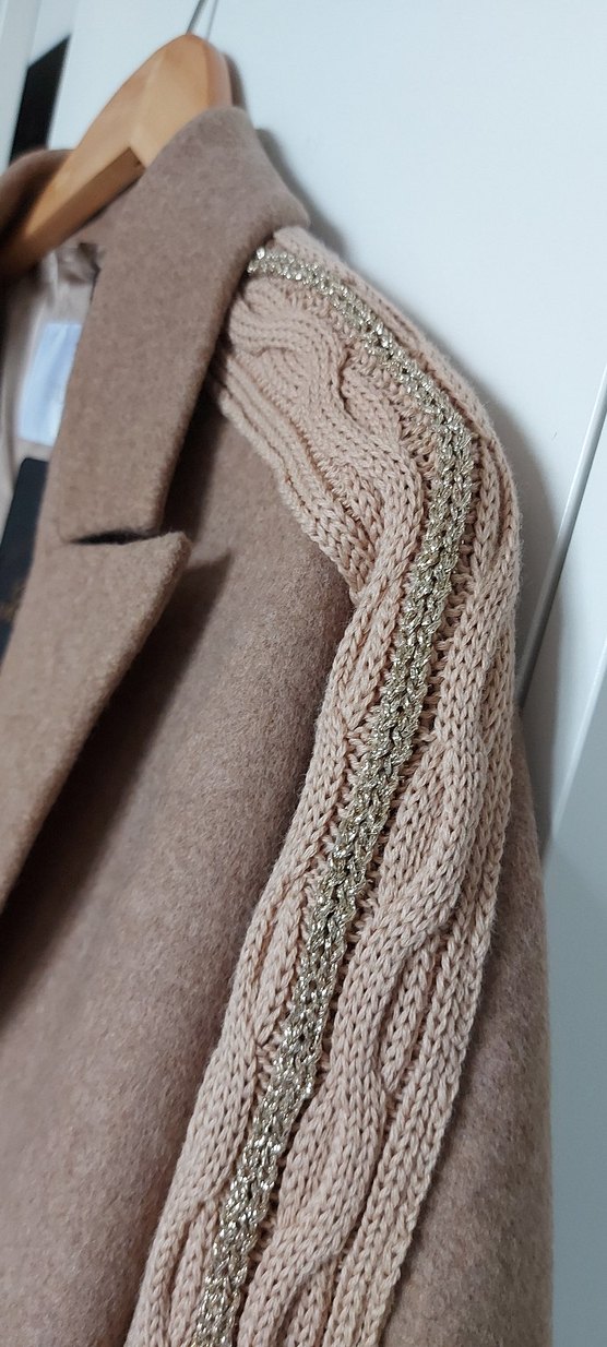 Bej Uzun Yün Kaban Düğmeli - Görsel 3