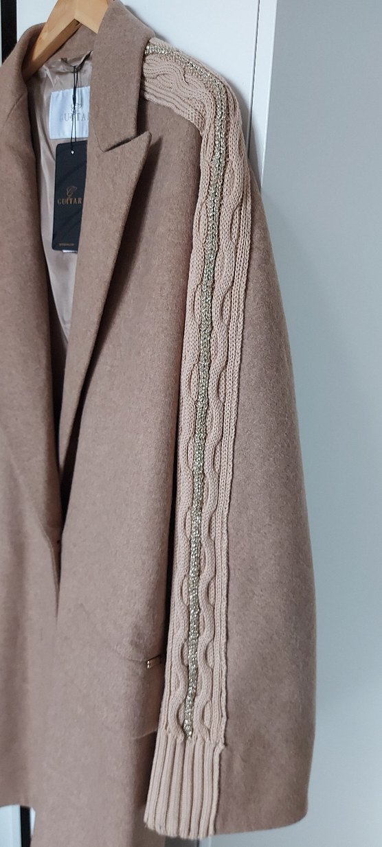 Bej Uzun Yün Kaban Düğmeli - Görsel 2