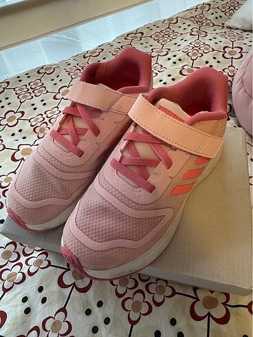 Adidas pembe ayakkabi 27