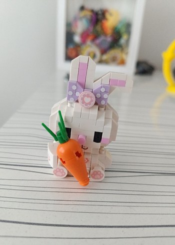Pastel Beyaz Tavşan Lego Seti 170 Parça