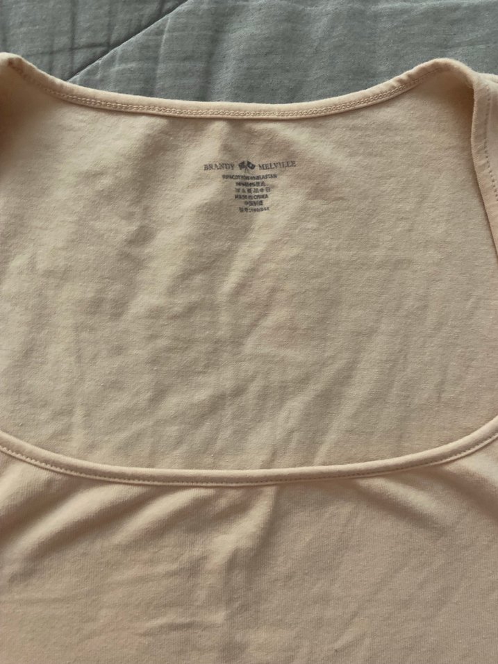 Brandy Melville orjinal kadın üst - Görsel 2