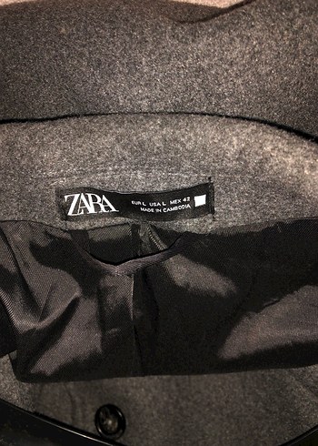 Siyah Düğmeli Oversize Klasik Kaban - Görsel 3