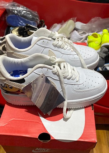 36 Beden beyaz Renk 36 numara Nike
