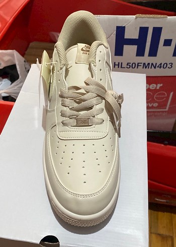 47 numara Nike