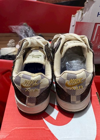 36 Beden kahverengi Renk 36 numara Nike