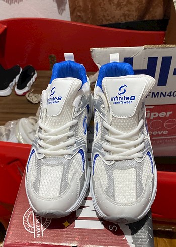 Adidas 37 numara