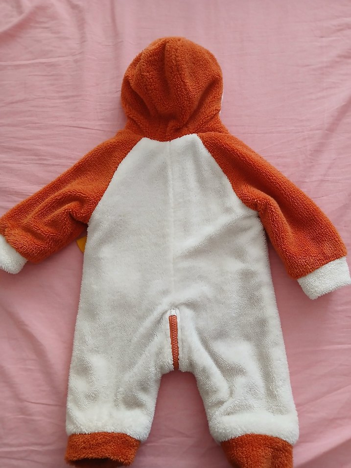 Turuncu Desenli Bebek Tulumu - Görsel 3