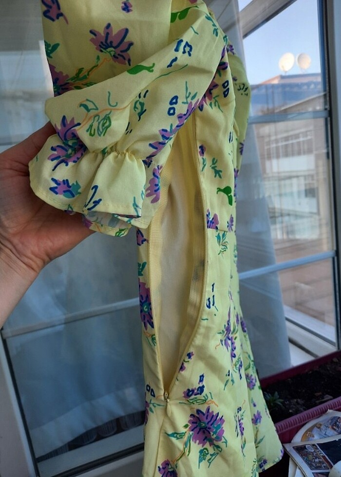 Sarı elbise - Görsel 4