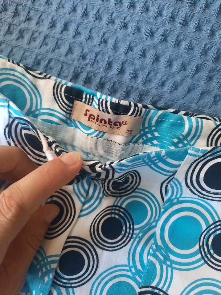 Düğmeli Retro Puantiyeli Mini Şort - Görsel 5