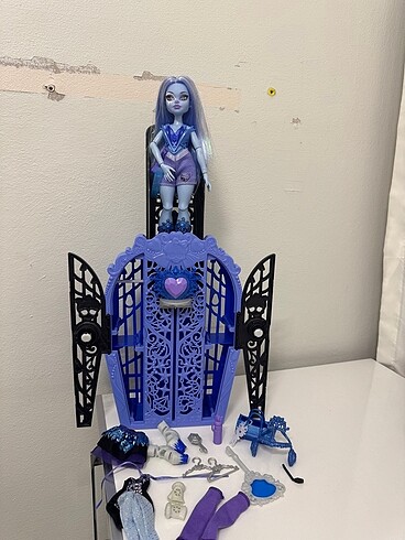 Monster High Abbey