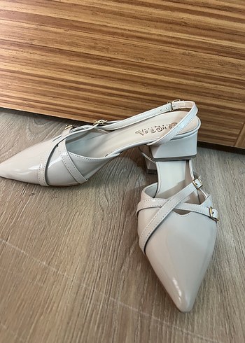 Bej Rugan Stiletto Topuklu Kadın Ayakkabı - Görsel 2