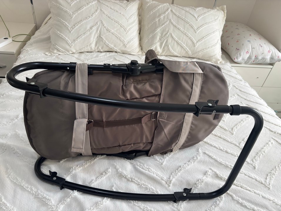 Gri Bebek Ana Kucağı - Görsel 5