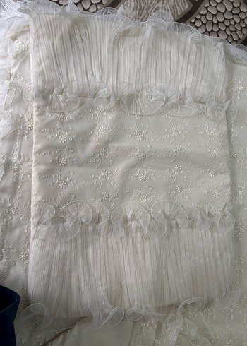 İşlemeli Beyaz Yatak Örtüsü - Görsel 5