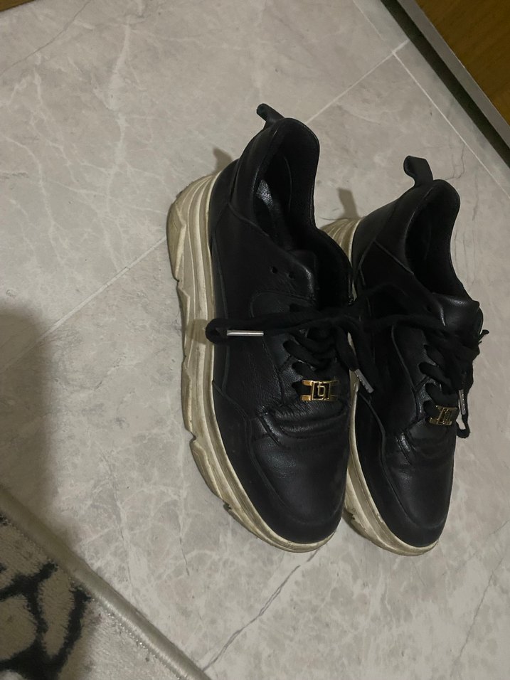 Siyah Yılan Desenli Bağcıklı Stiletto Topuklu Spor Ayakkabı - Görsel 3