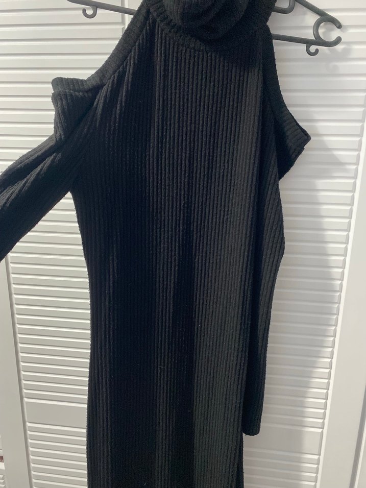 Siyah Triko Uzun Yüksek Yakalı Elbise - Görsel 2