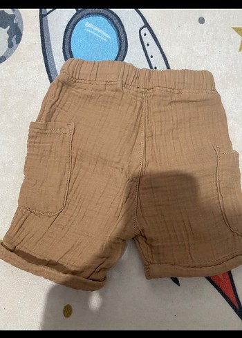 Erkek Çocuk Keten Kemerli Kahverengi Şort - Görsel 2