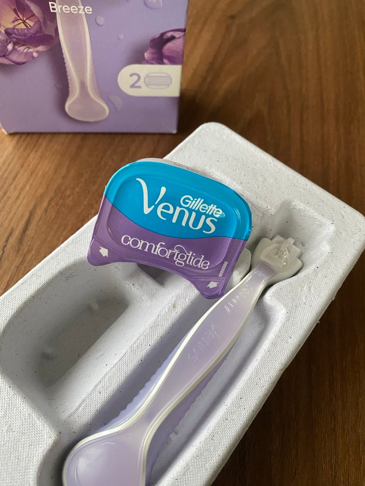 Gillette Venus Comfortglide Breeze Tıraş Bıçağı - Görsel 3