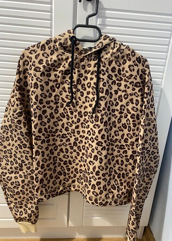 Leopar Desenli Kapüşonlu Kadın Sweatshirt - Görsel 2